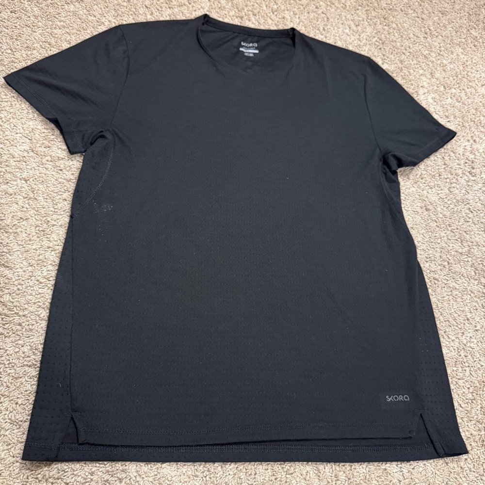 508. Skora Men's Classic Black Tee (L) - super breathable